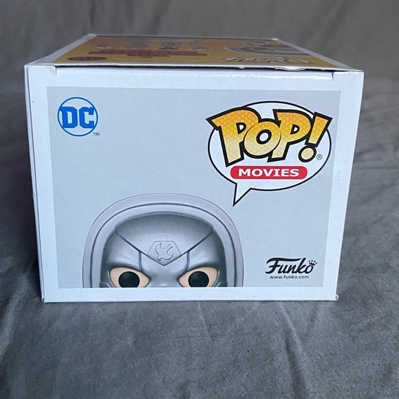 Peacemaker Funko Pop #1110 - Picture 5 of 5